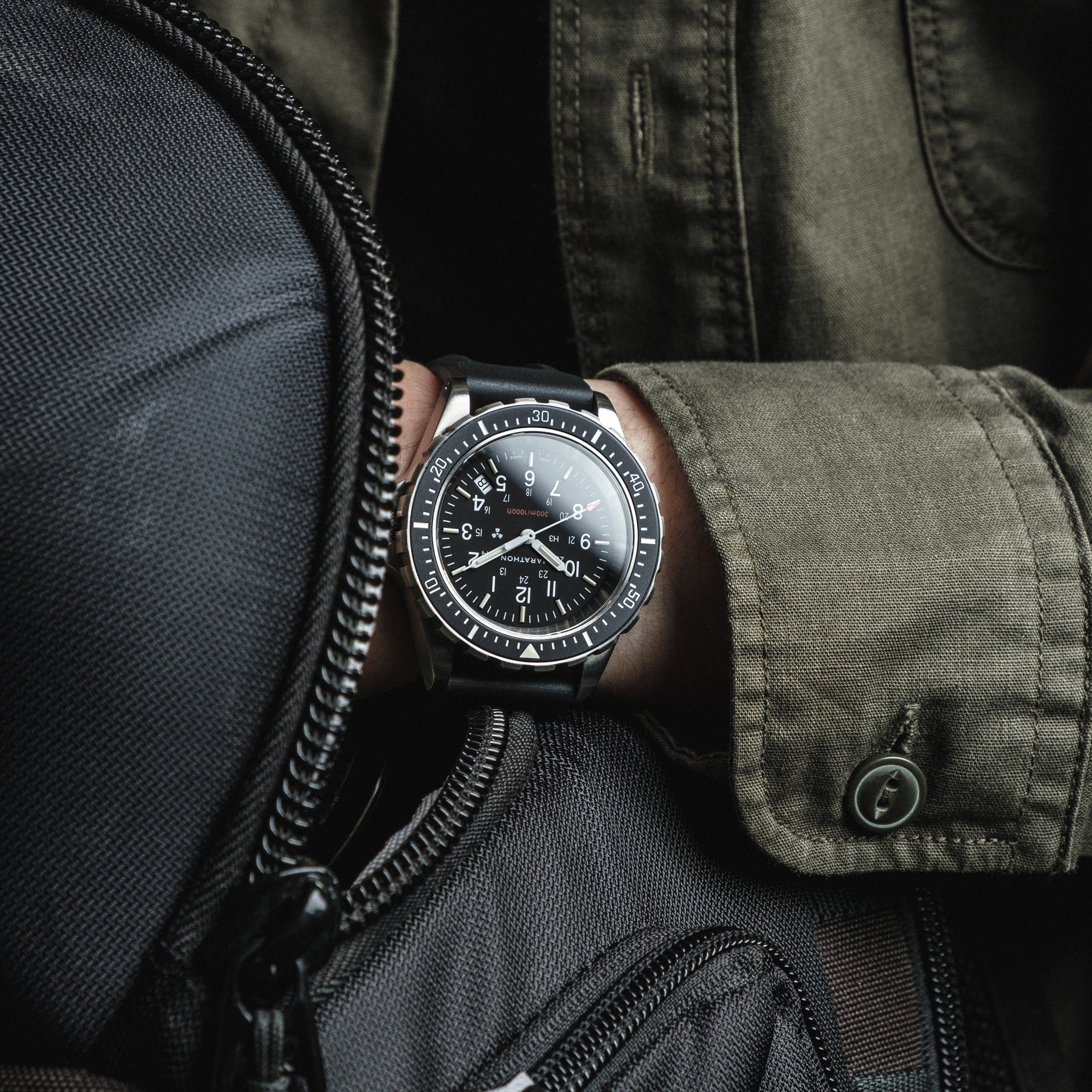 Marathon Tsar クォーツ時計 。41mm。 MarathonWatch-202210-9-